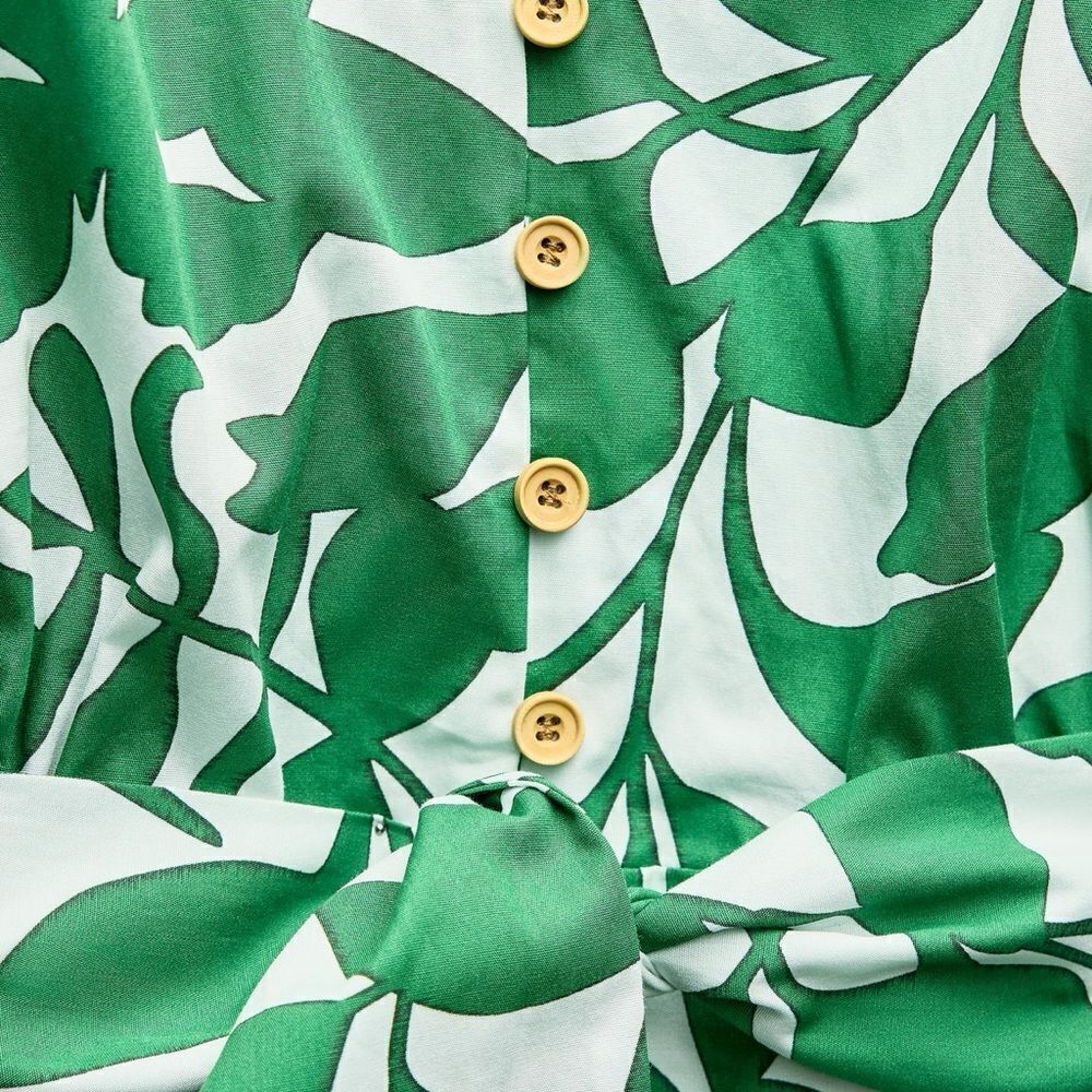 Zara belted green and white leaf pattern printed Midi Dress (Style 8372/109). - Picture 11 of 11